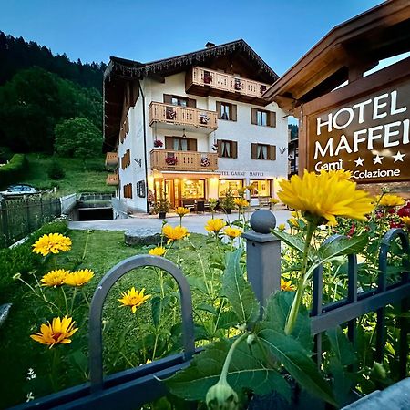 פינזולו Hotel Garni Maffei מראה חיצוני תמונה