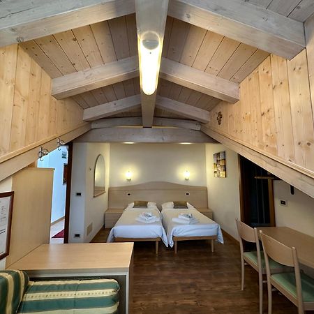 פינזולו Hotel Garni Maffei מראה חיצוני תמונה