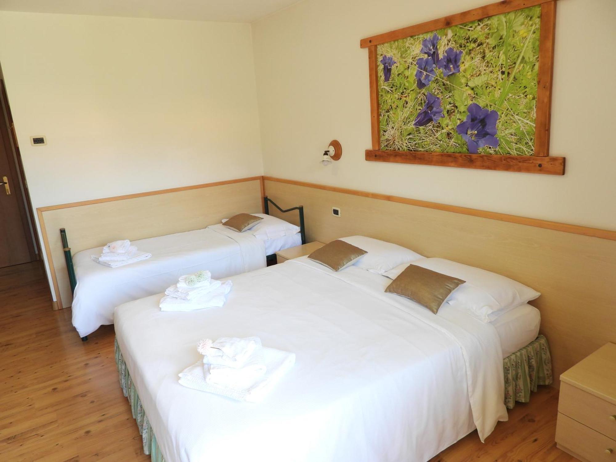 פינזולו Hotel Garni Maffei מראה חיצוני תמונה