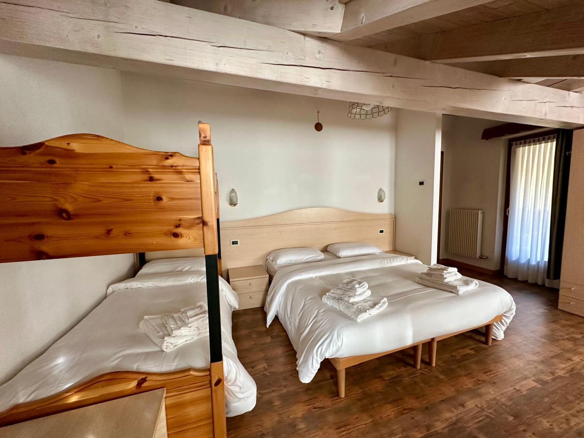 פינזולו Hotel Garni Maffei מראה חיצוני תמונה